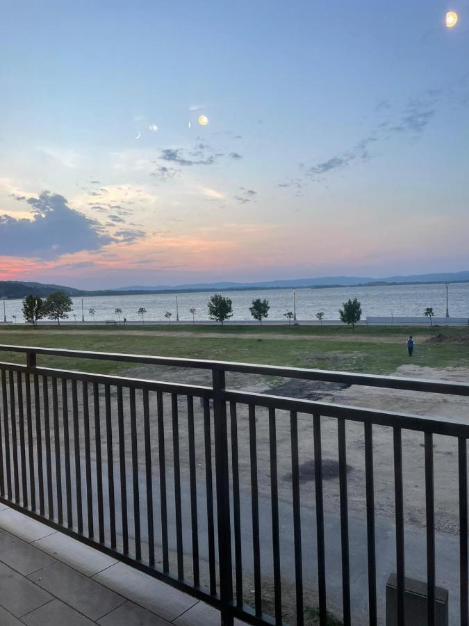 Sun And River Apartments Golubac Exteriér fotografie